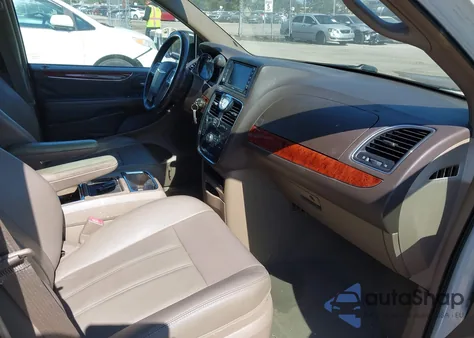 2013 Chrysler Town & Country Touring z USA, uszkodzony, nr VIN 2C4RC1BG4DR787481